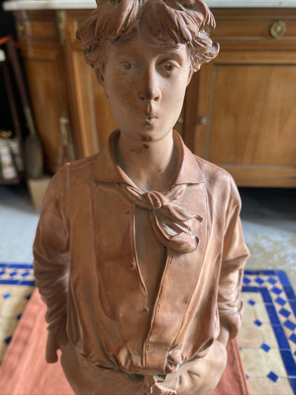 Statue ancienne en terre cuite – Jeune homme – Signée C. Massé