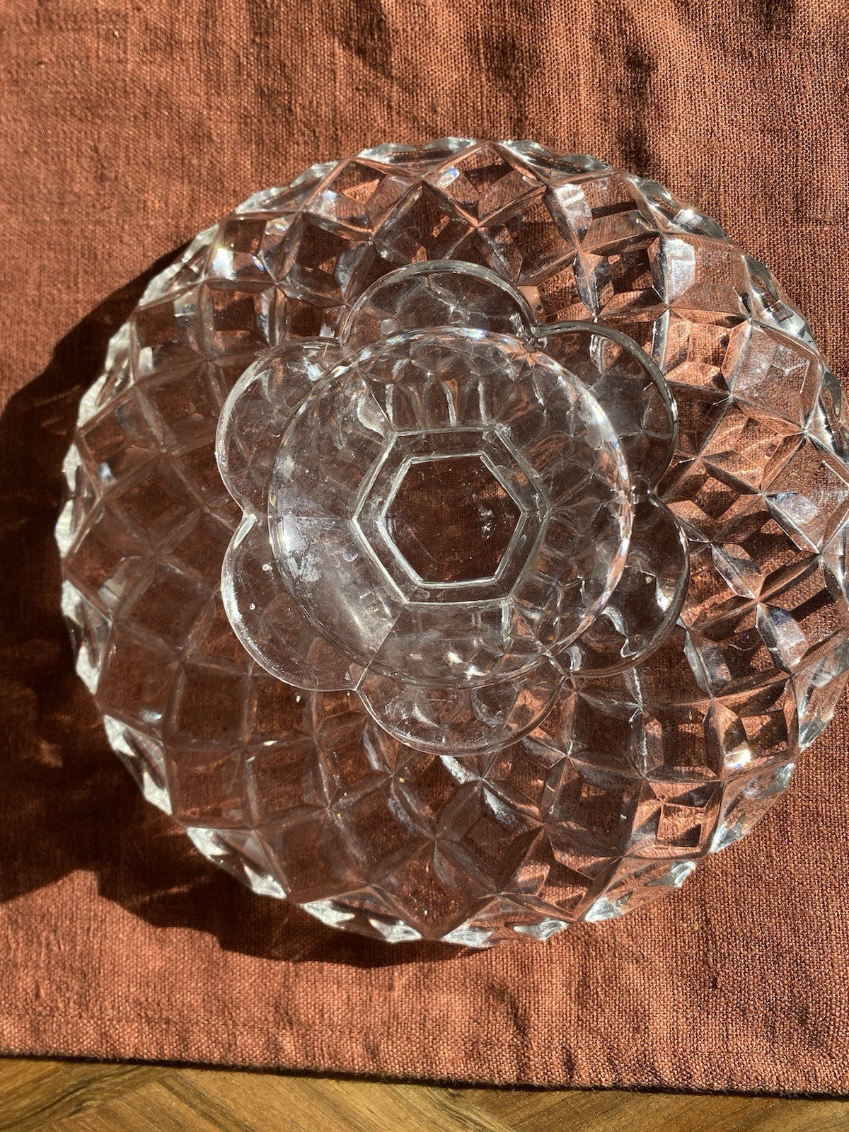 Coupe Baccarat cristal taillé – décor pointe de diamant – signée