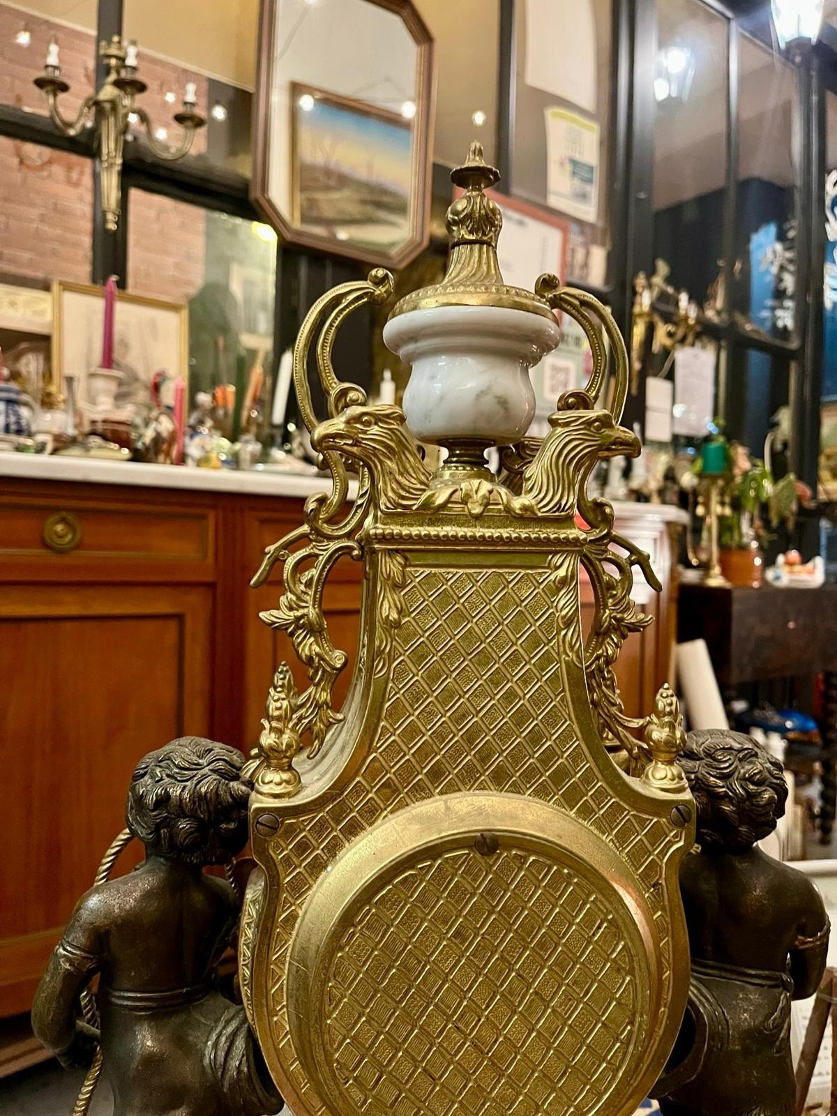 Pendule de cheminée Napoléon III aux angelo, XIXe Siècle