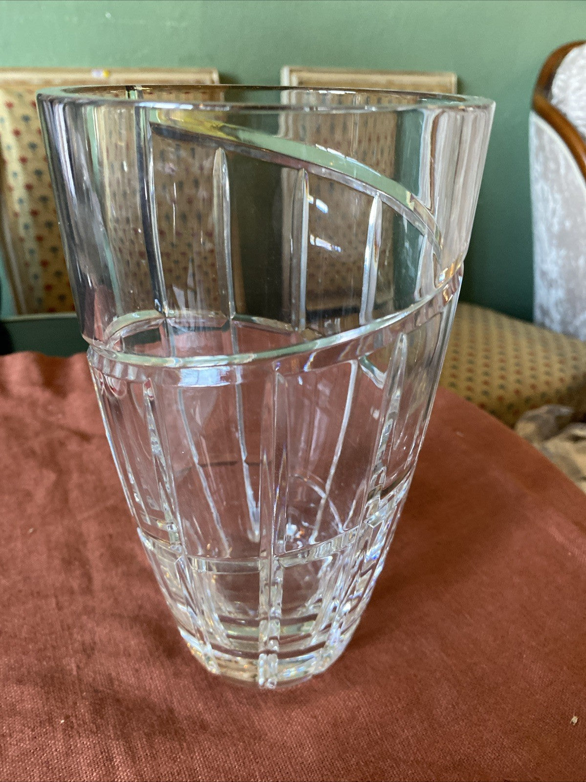 Vase En Cristal De Forme Géométrique