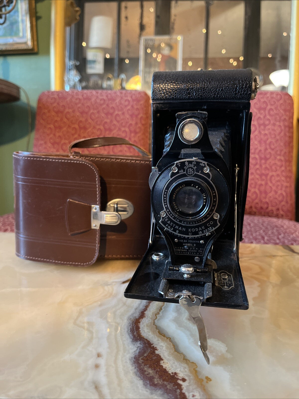 Ancien Appareil Photo Pliable Hawk Eye Avec Son Boîtier