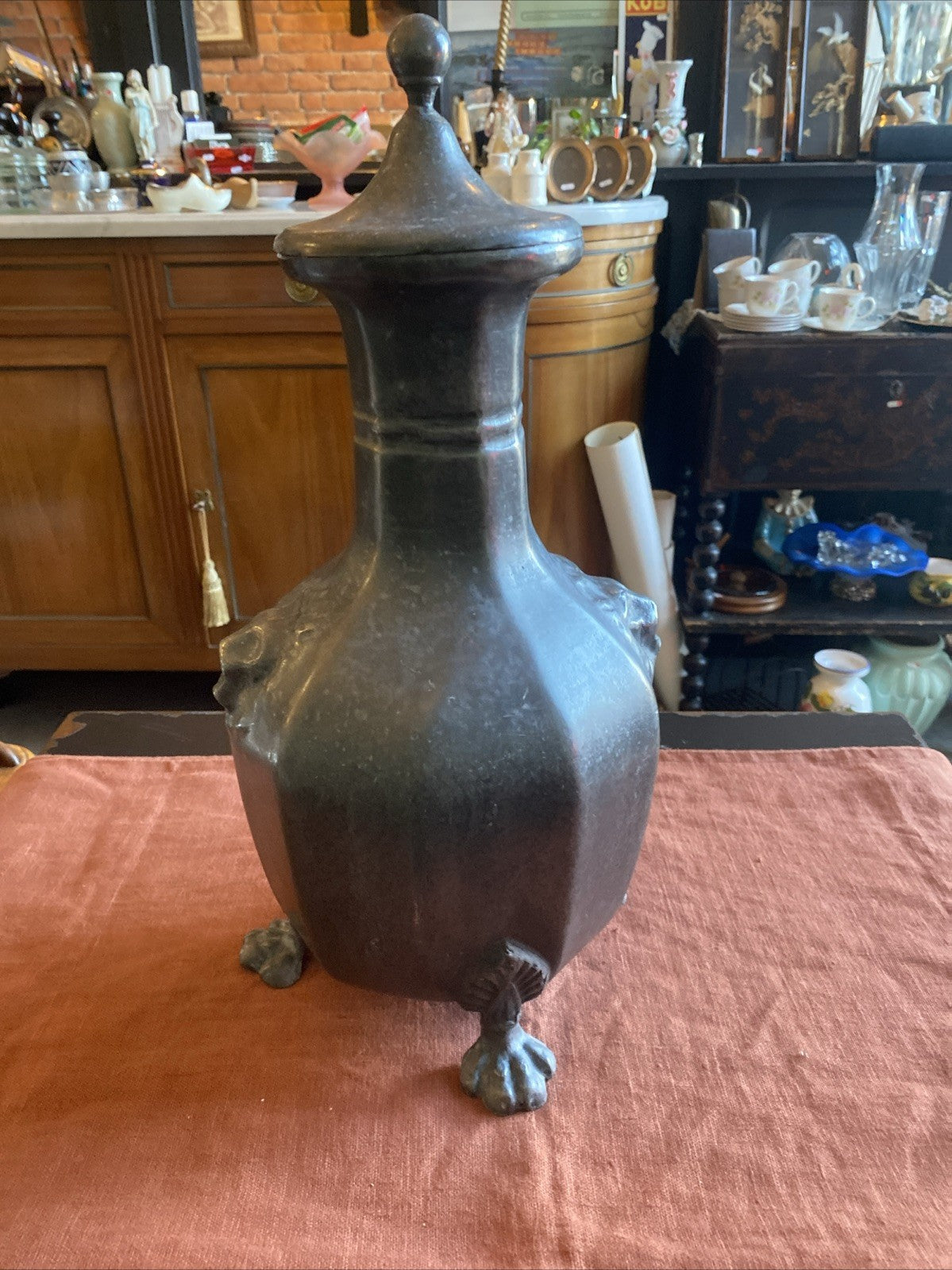 Verseuse Fontaine Décorative En Étain Massif Poinçons Lys Fin XIX Début XX Ème.