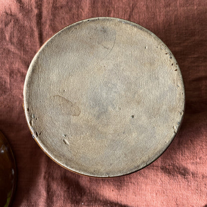 Pot En Grès Vernissé Détail Visages