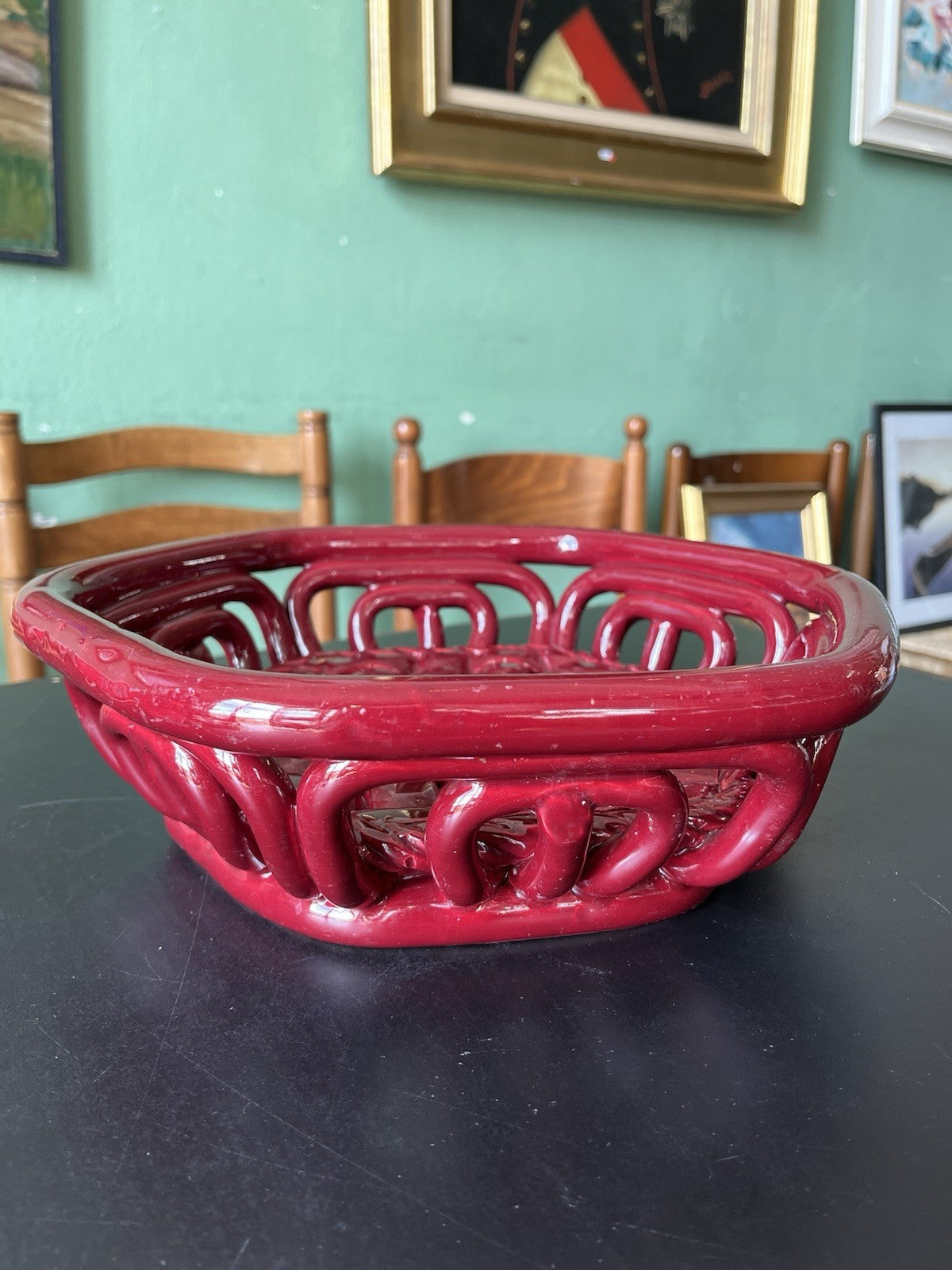 Panier tressé Vallauris en céramique rouge vue générale tranche