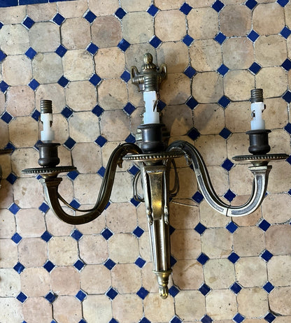 Paire d’appliques en bronze style Louis XVI 3 branches