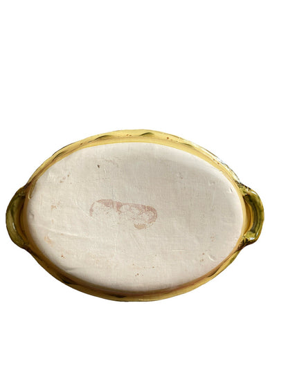 Plat ovale ancien en céramique – Décor végétal – Travail artisanal