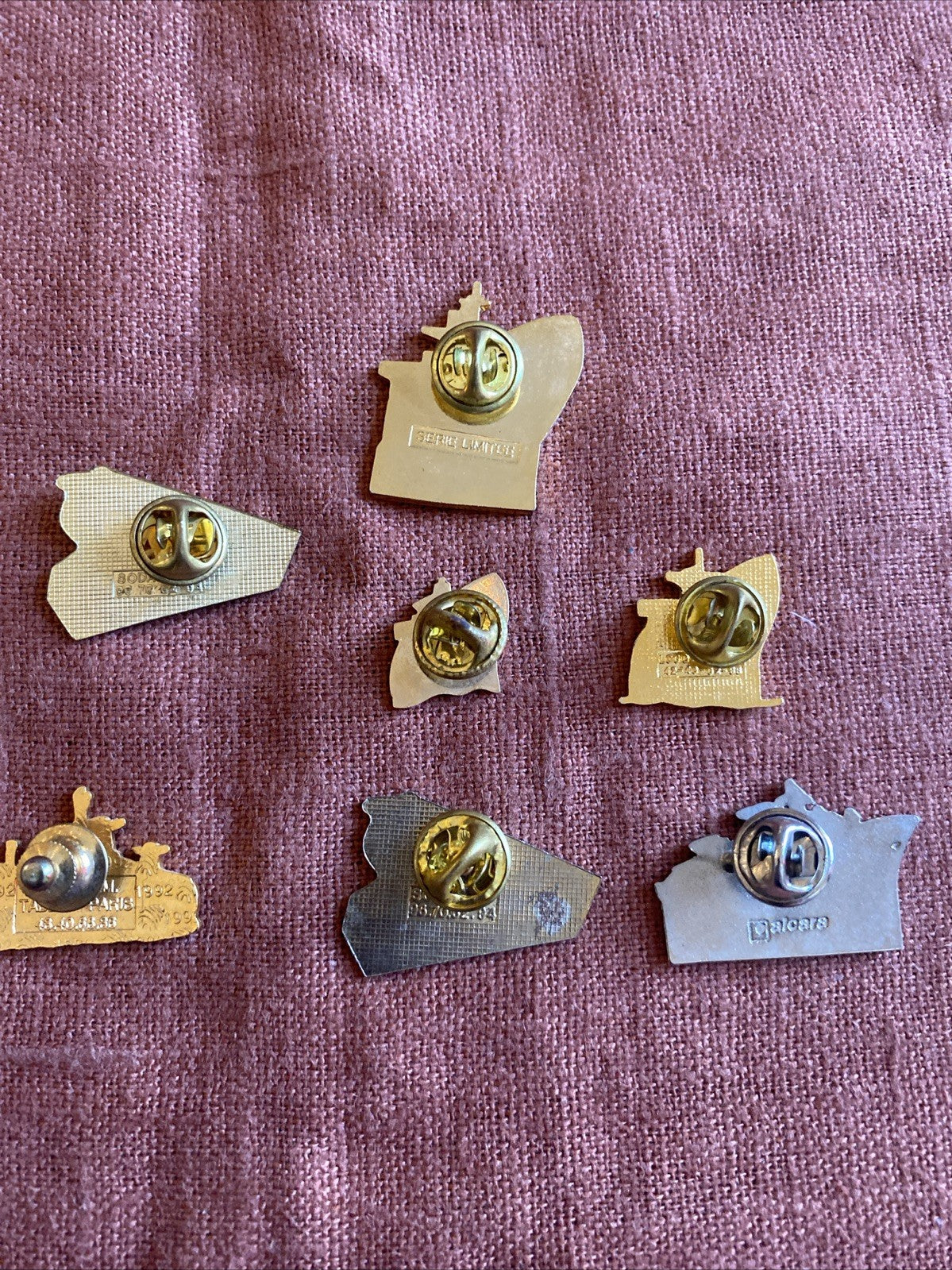 Lot de 7 pin’s paquebots français — “Le France”