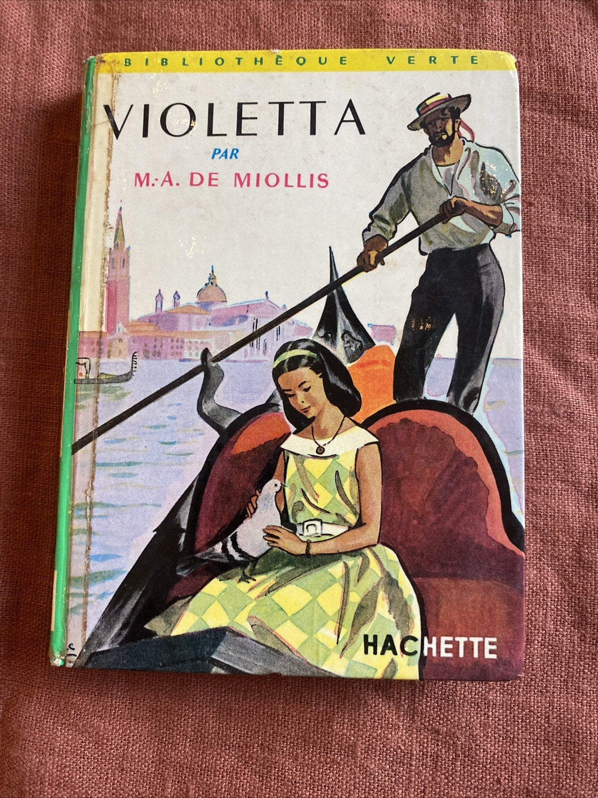 Violetta Marie-Antoinette De Miollis couverture roman
