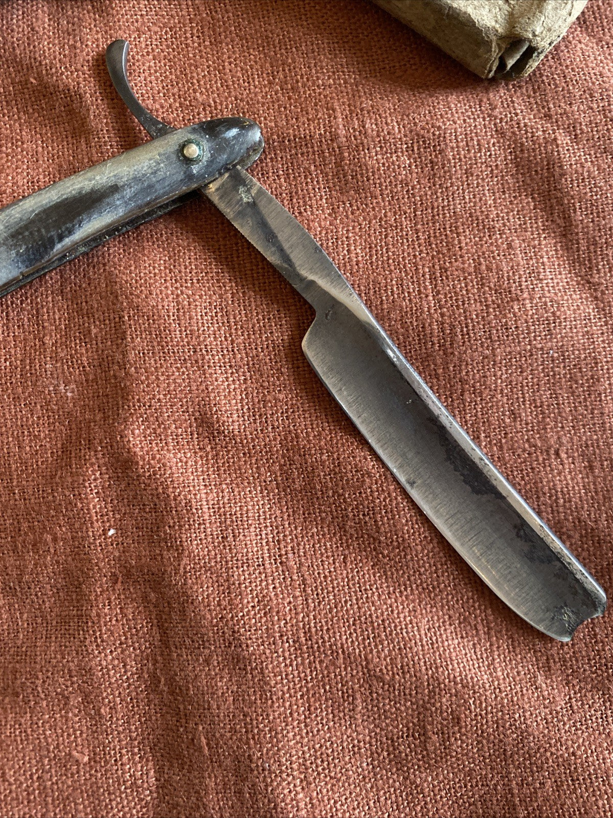 Rasoir coupe-choux ancien Sheffield, lame acier, avec étui d’origine