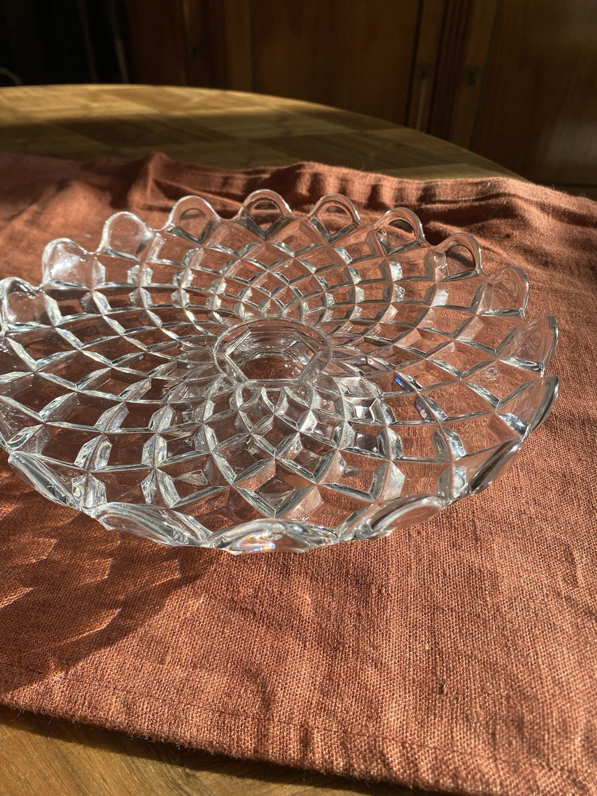 Coupe Baccarat cristal taillé – décor pointe de diamant – signée