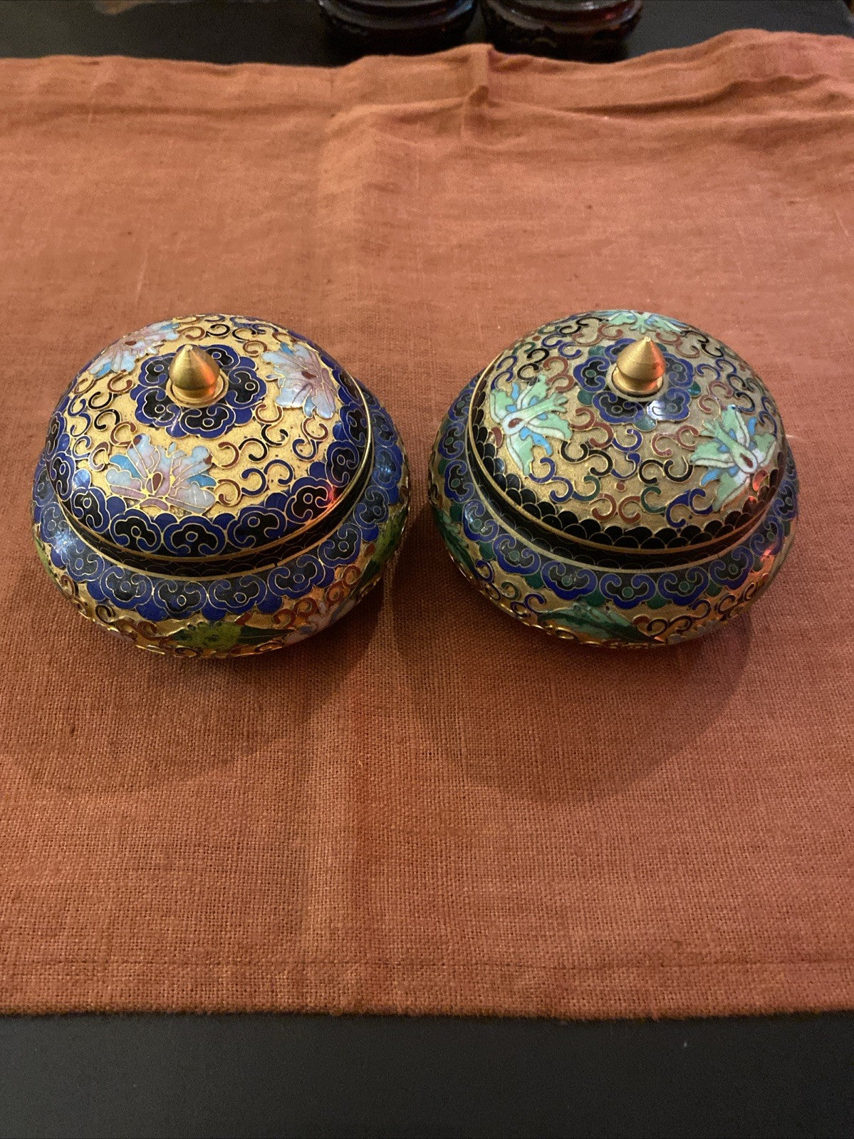 Paire De Pot Bonbonnière Chine Cloisonnées Polychrome