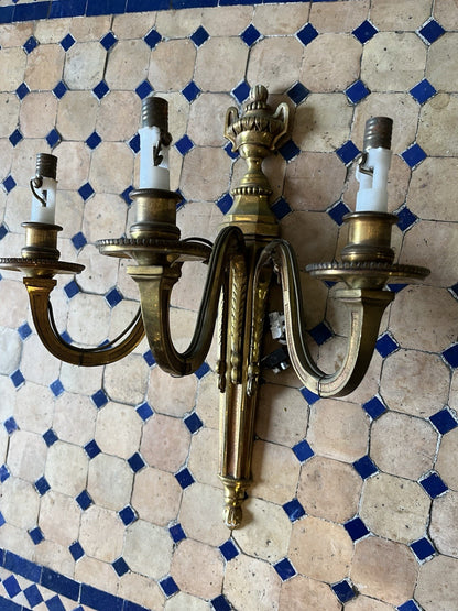 Paire d’appliques en bronze style Louis XVI 3 branches