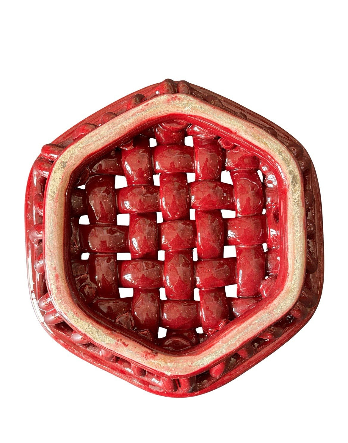 Panier tressé Vallauris en céramique rouge dessous pièce