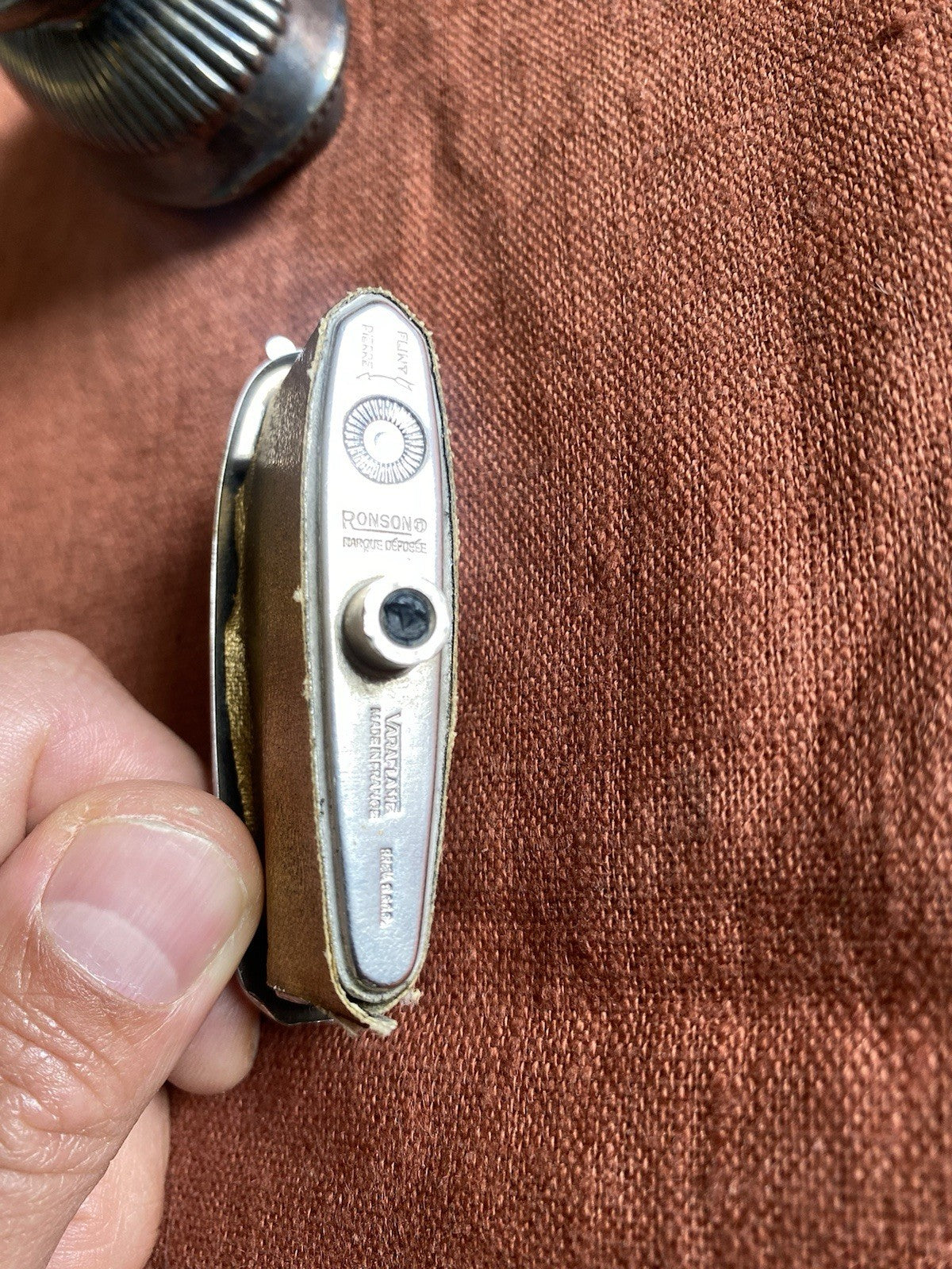 Briquet de table ancien Ronson – métal argenté