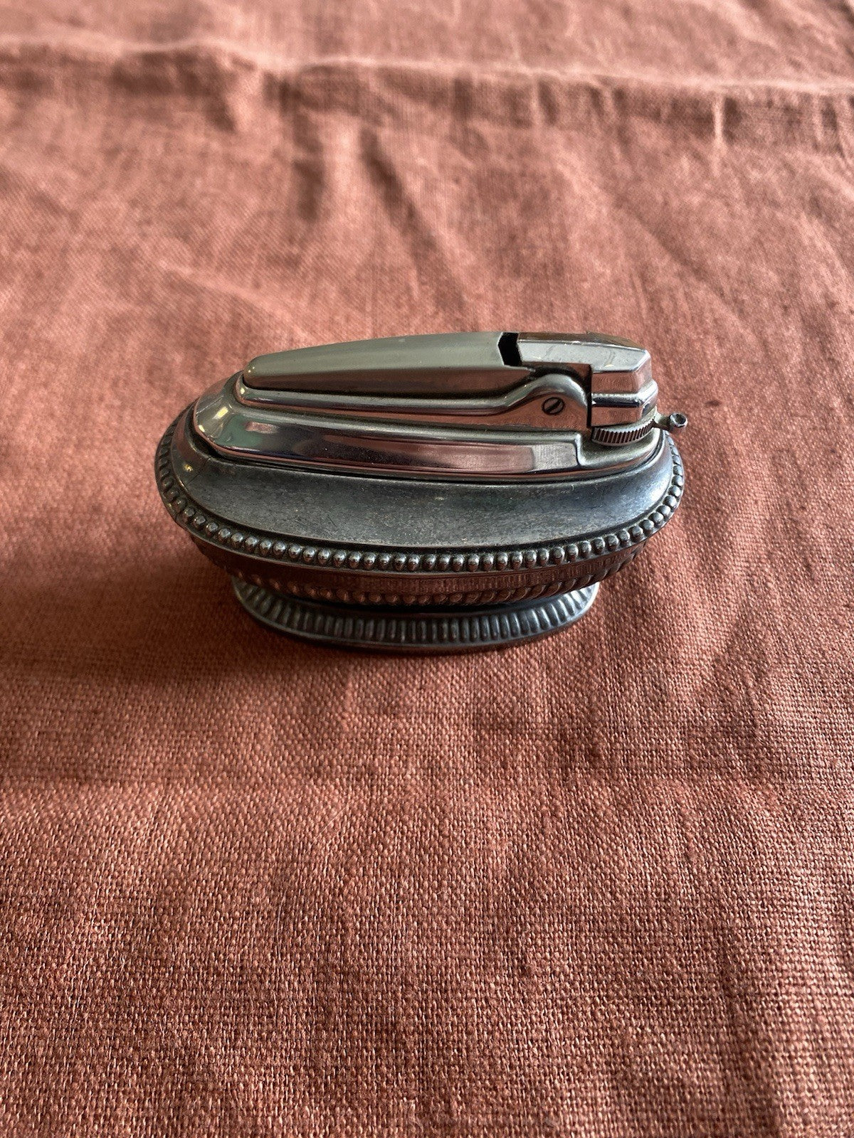 Briquet de table ancien Ronson – métal argenté