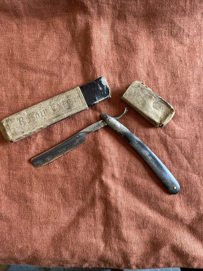 Rasoir coupe-choux ancien Sheffield, lame acier, avec étui d’origine