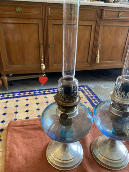 Paire de lampes à pétrole anciennes en verre – décoratives