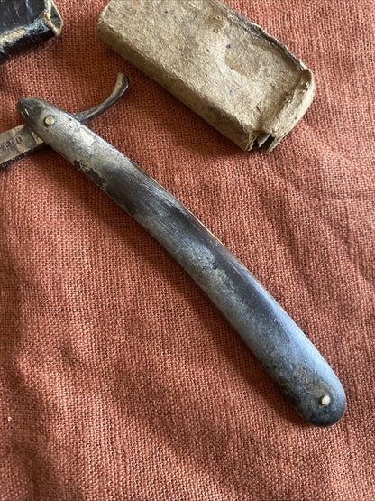 Rasoir coupe-choux ancien Sheffield, lame acier, avec étui d’origine