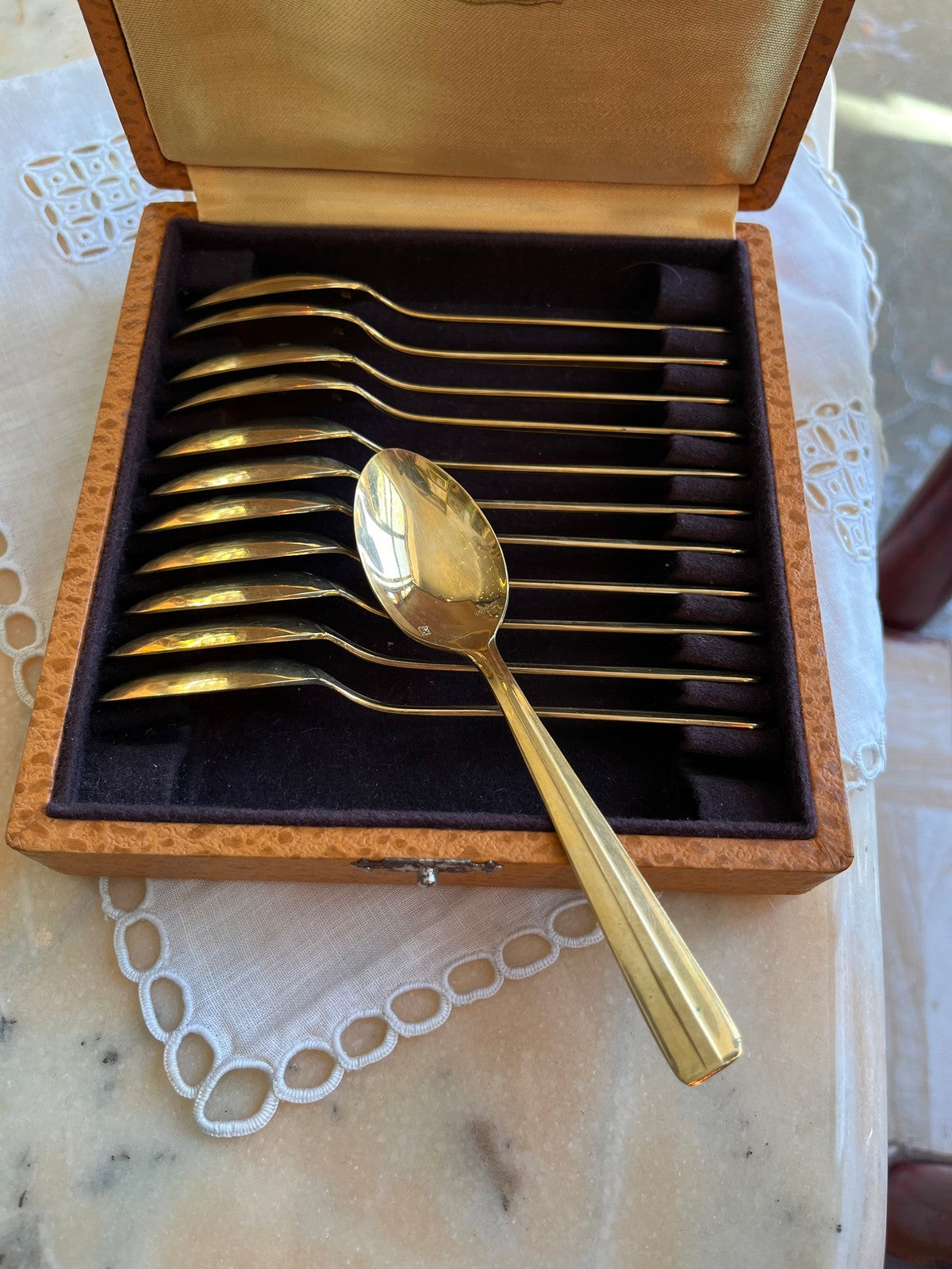 Lot de 12 petites cuillères dorées Louqsor