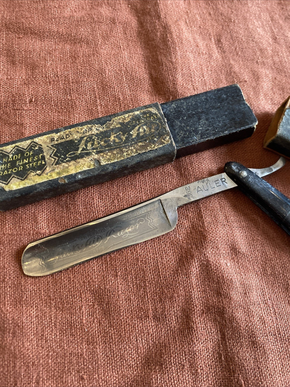 Rasoir coupe-choux ancien Auler, lame acier, avec étui