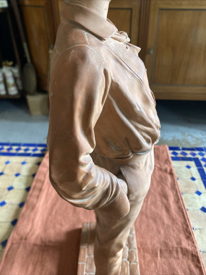 Statue ancienne en terre cuite – Jeune homme – Signée C. Massé