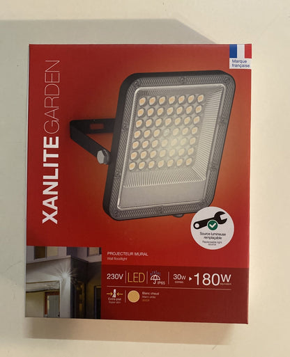 Projecteur led mural xanlite garden 180W 3000 lumens