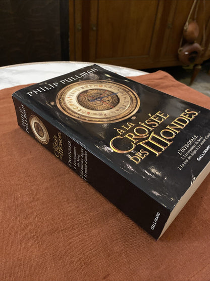 A la Croisee des Mondes - L'intégrale - livre -