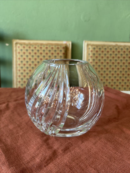 Vase Boule En Cristal Taillé
