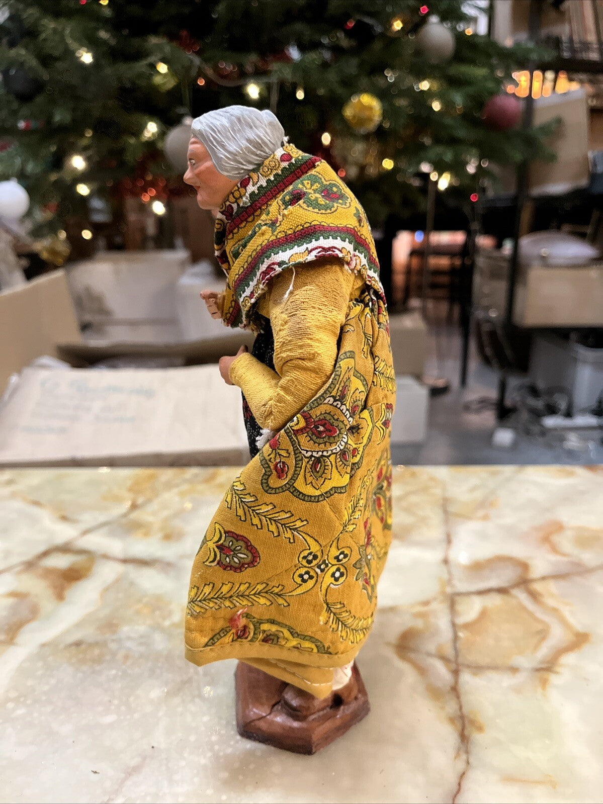 Santon Provençal Femme Âgée