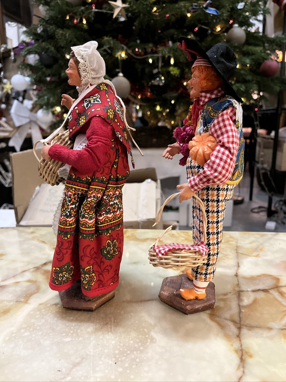 Couple De Santons Provençaux Paysans