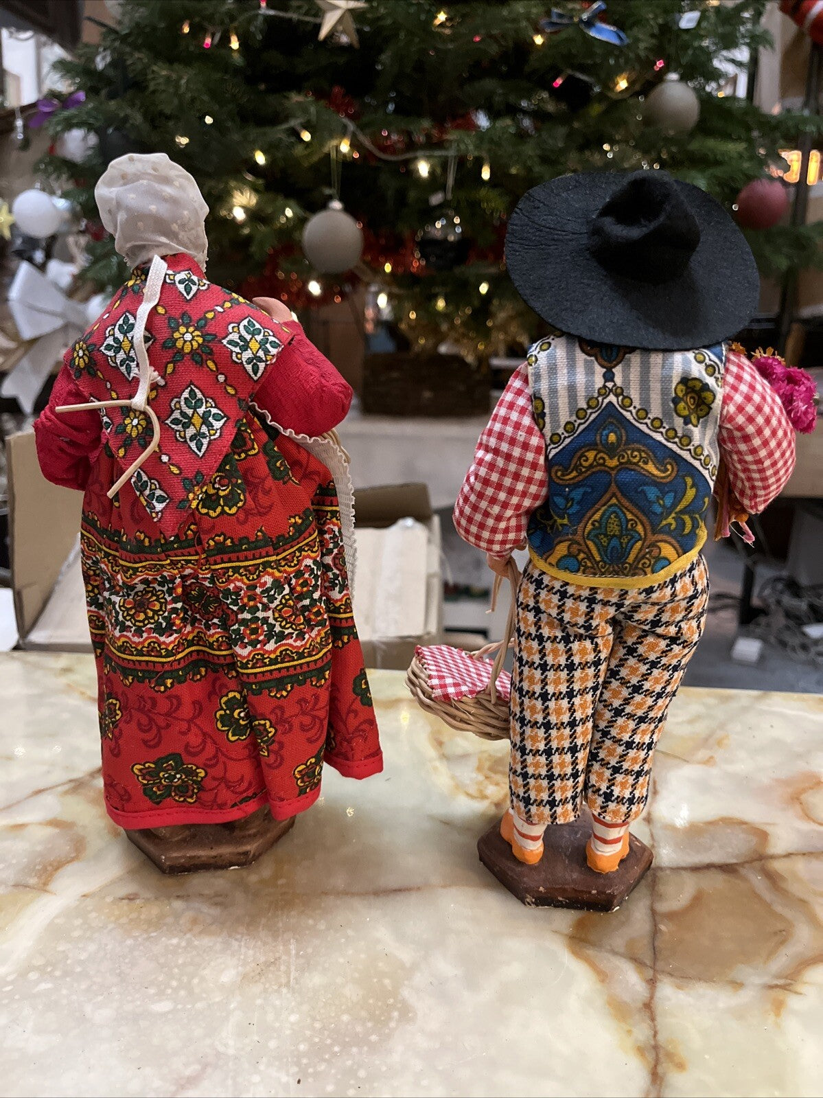 Couple De Santons Provençaux Paysans