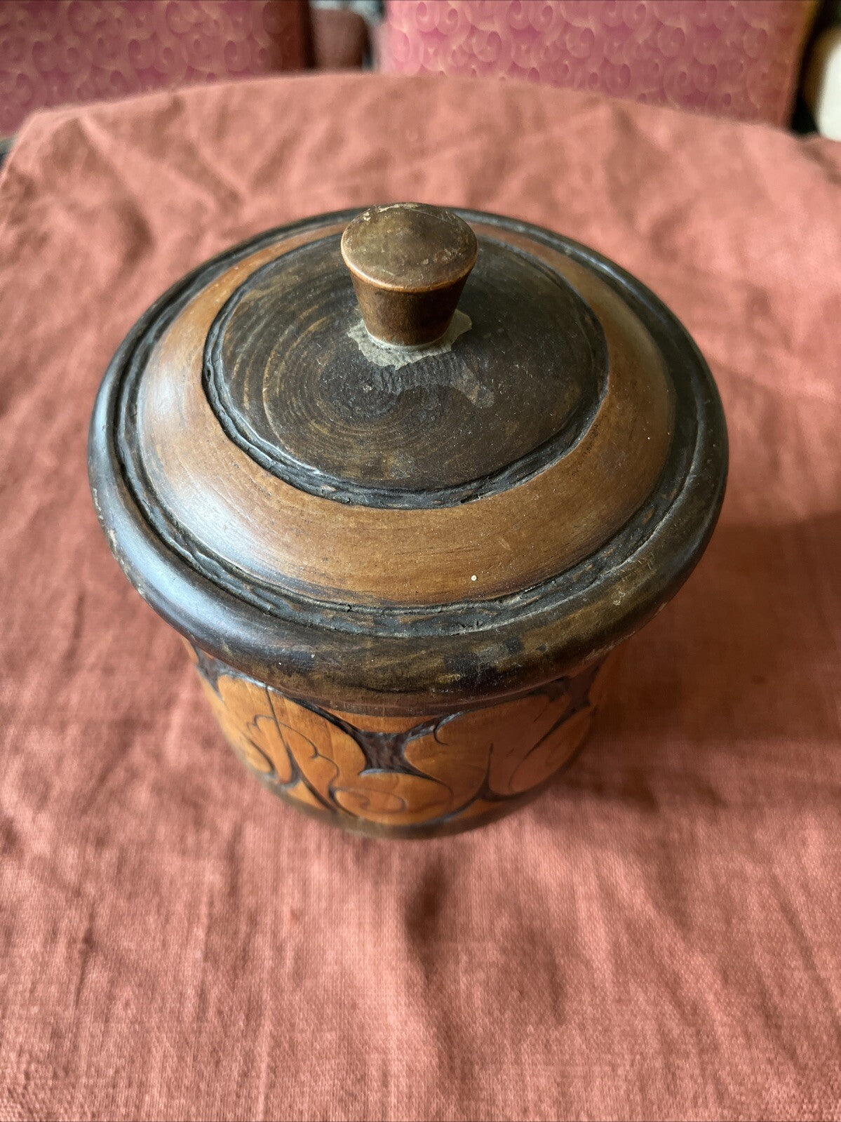 Pot Boîte En Bois Sculpté