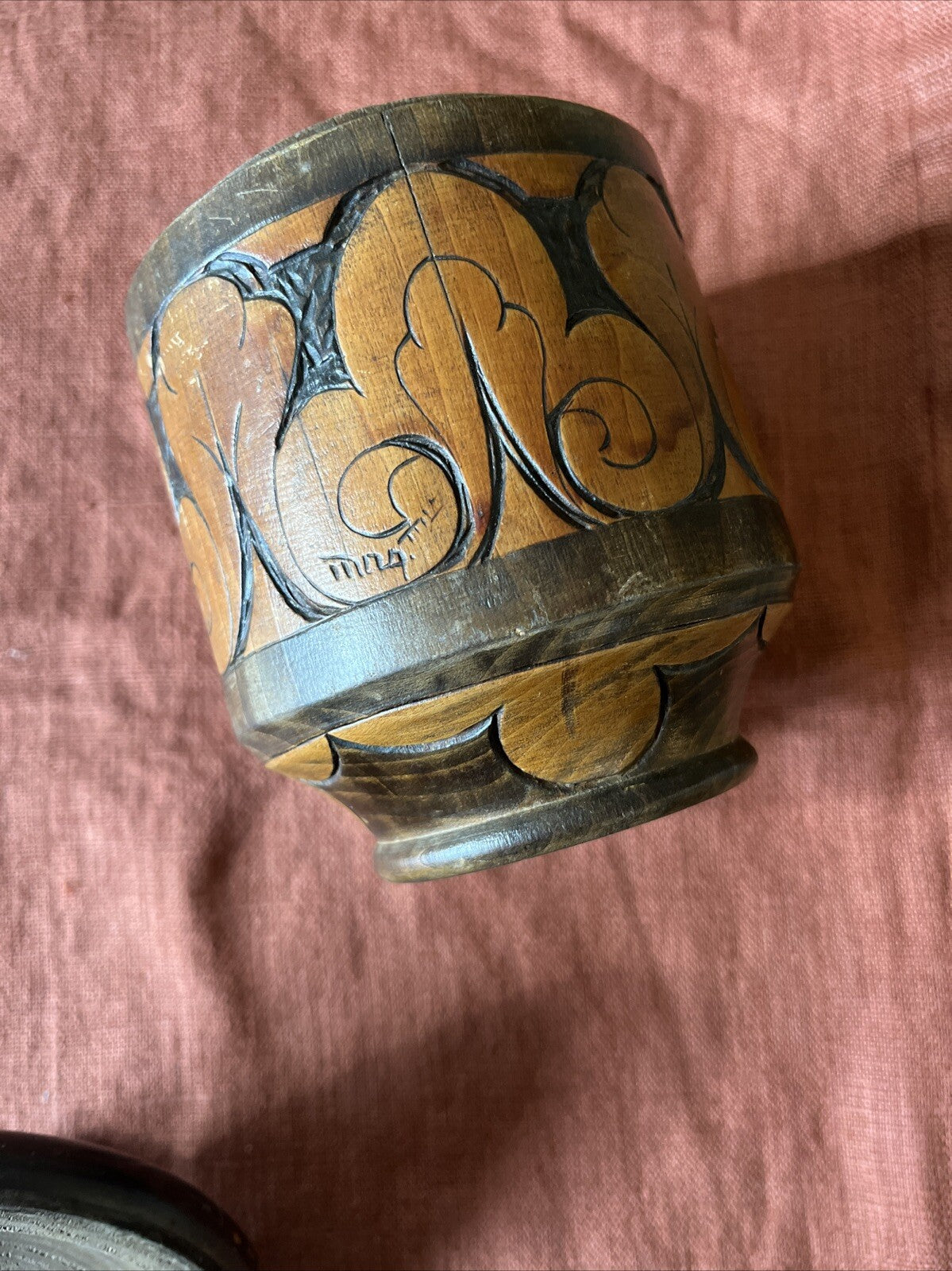 Pot Boîte En Bois Sculpté