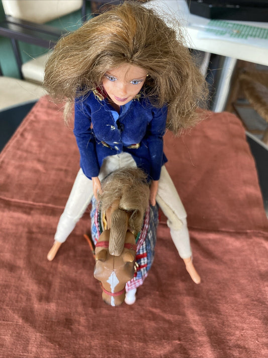 Barbie Cavalière Et Son Cheval Année 90