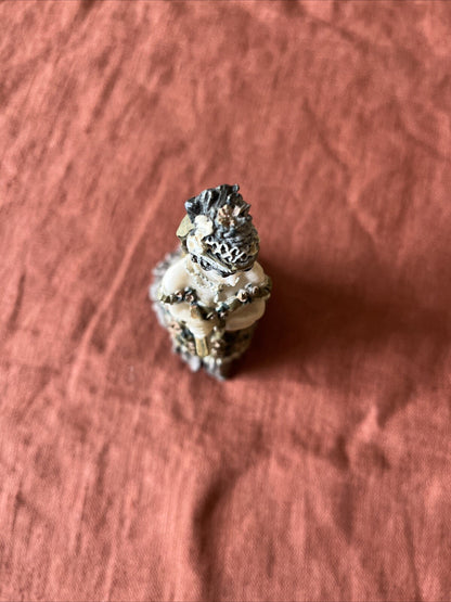 Figurine Femme En Résine