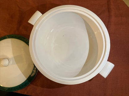 Soupière En Porcelaine Opaque Blanc Et Vert Sarreguemines
