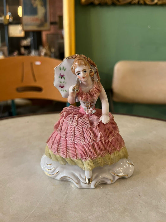 Figurine En Porcelaine Et Dentelle Vintage Fabriquée Au Japon