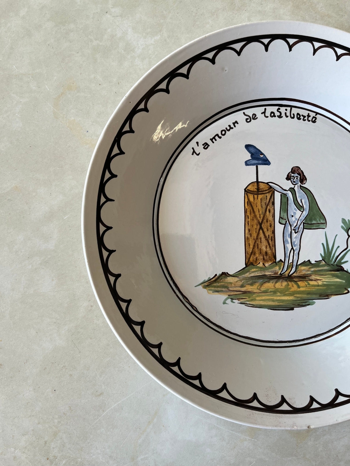 Assiette creuse « l’amour de la liberté »