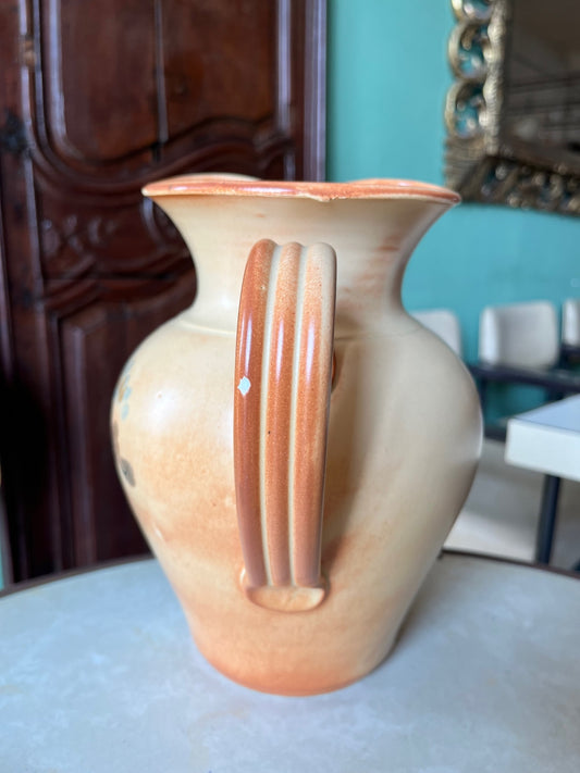 Pichet en terre cuite