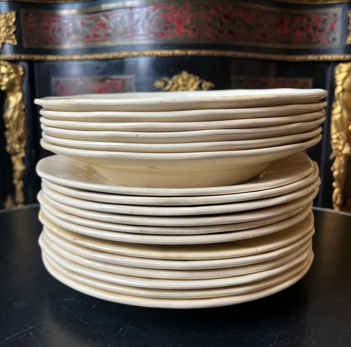 Lot de 16 assiettes (10 plates/6 creuses) Digoin Sarreguemines France