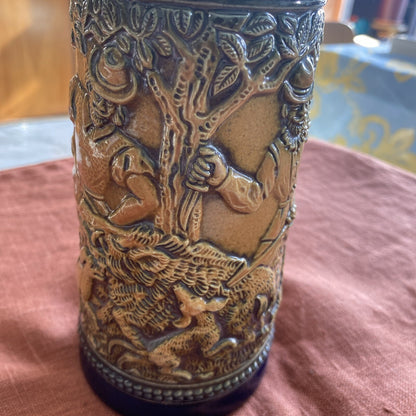 chope à bière allemande En Grès Avec Couvercle Étain