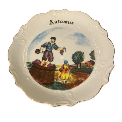 Assiette Décorative Porcelaine Illustrant L’automne Avec Scène De Vendange