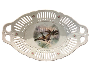 Ancienne Corbeille En Porcelaine Ajourée