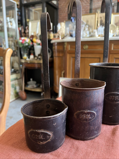 3 Anciens Pot A Mesure Vintages