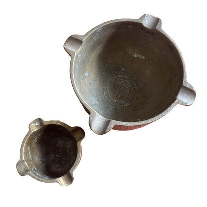 Lot De 2 Cendiers En Bronze