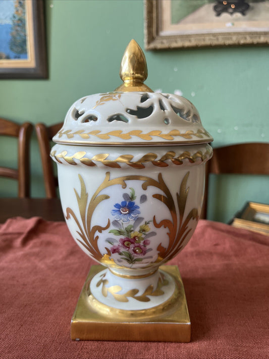 Brûle Parfum/pot En Porcelaine Limoges Blanc Et Doré