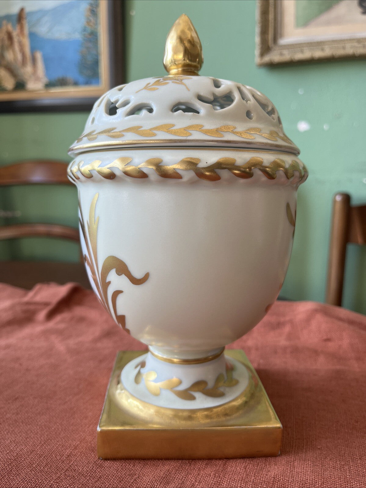 Brûle Parfum/pot En Porcelaine Limoges Blanc Et Doré