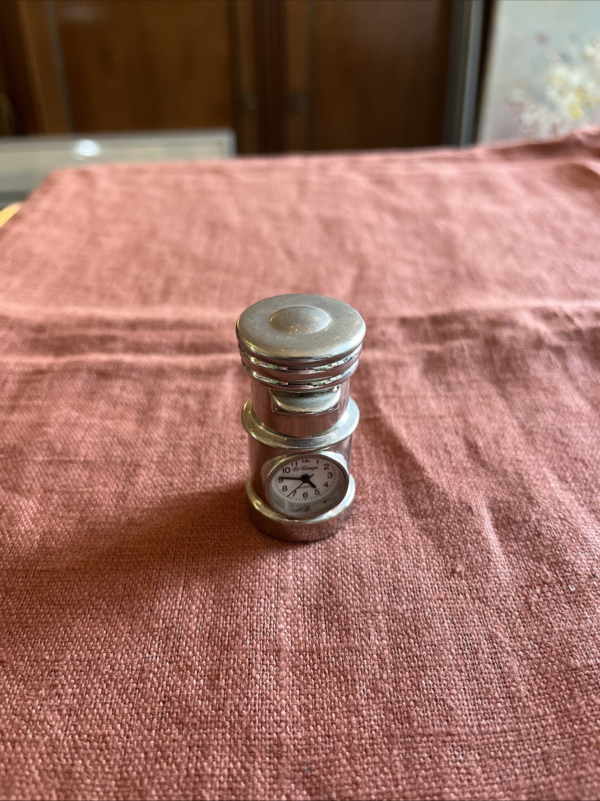 Horloge miniature pendulette pendule métal vintage boite aux lettres américaine