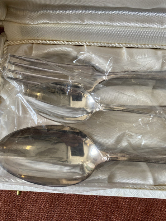 Coffret Couvert Métal Argenté D.CREGUT Paris