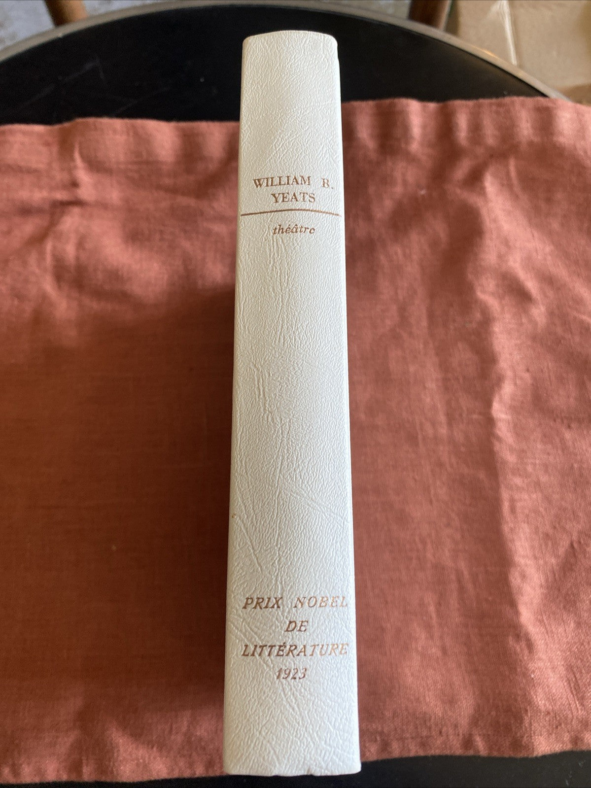 Livre William B M. - Théâtre - Édition Rombaldi - Nobel 1923